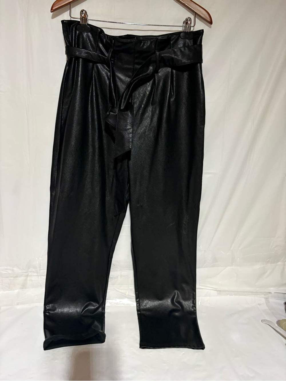 Evereve Black Faux Leather Paperbag Pants with Tie Waist